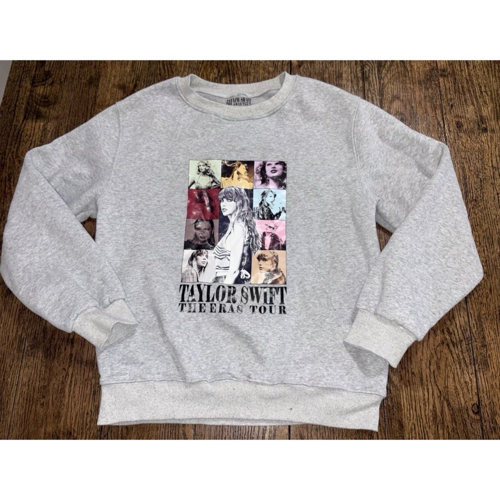 Taylor Swift The Eras Tour Crewneck Sweatshirt Heather Gray Adult Size Small